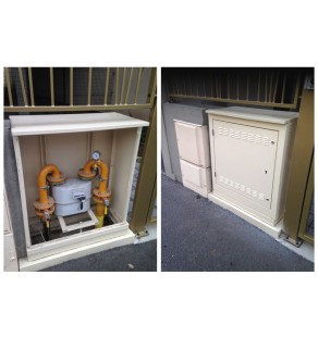 CABINE - Fourniture d'une porte montée sur cadre CABINE - Fourniture d'une porte montée sur cadre