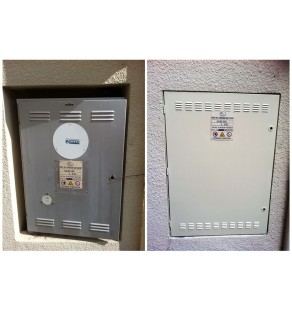 CABINE - Fourniture d'une porte montée sur cadre CABINE - Fourniture d'une porte montée sur cadre